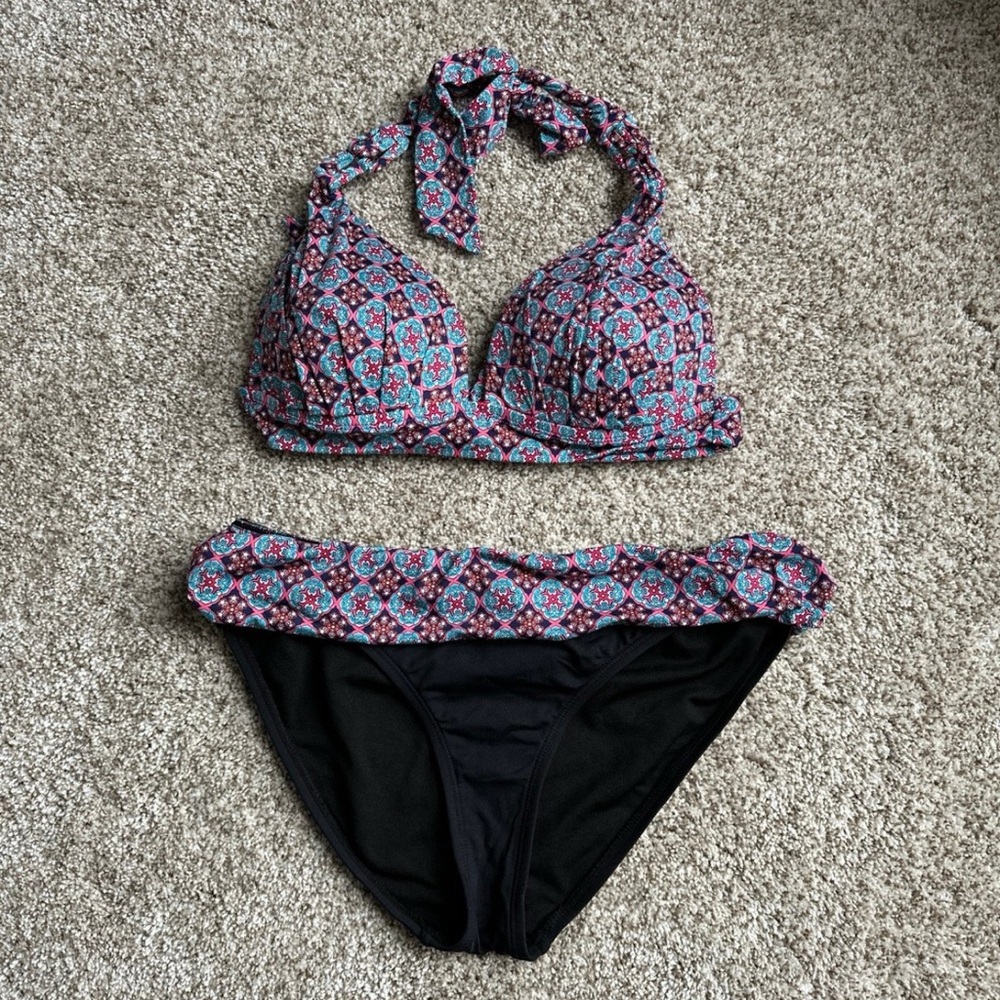 LIZ CLAIBORNE 2-Piece Swimsuit